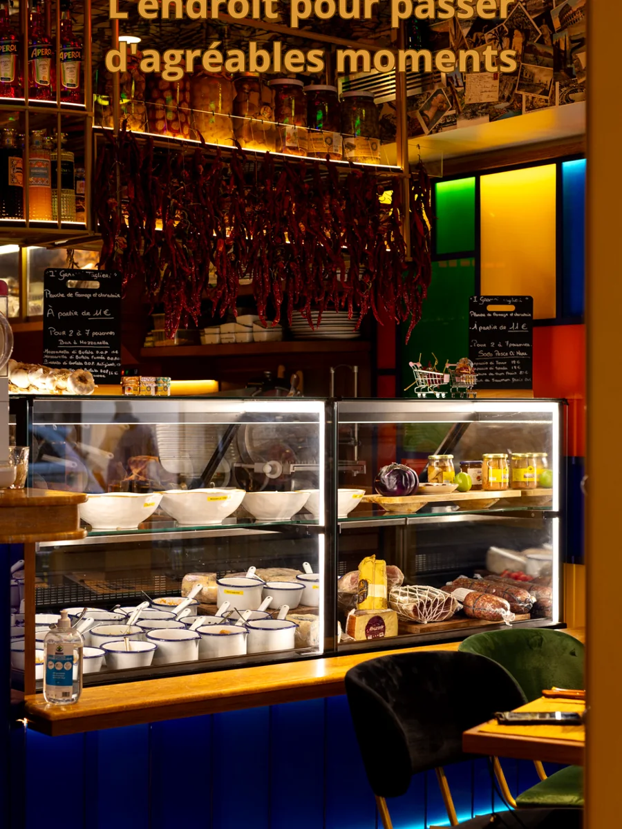 Devanture et comptoir de Nino Fresco